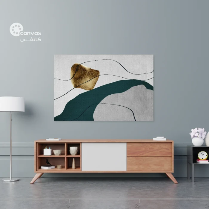 عمل فني تجريدي بألوان دافئة وباردة