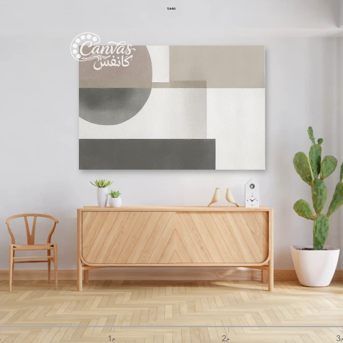 لوحة تجريدية بألوان محايدة وأشكال هندسية